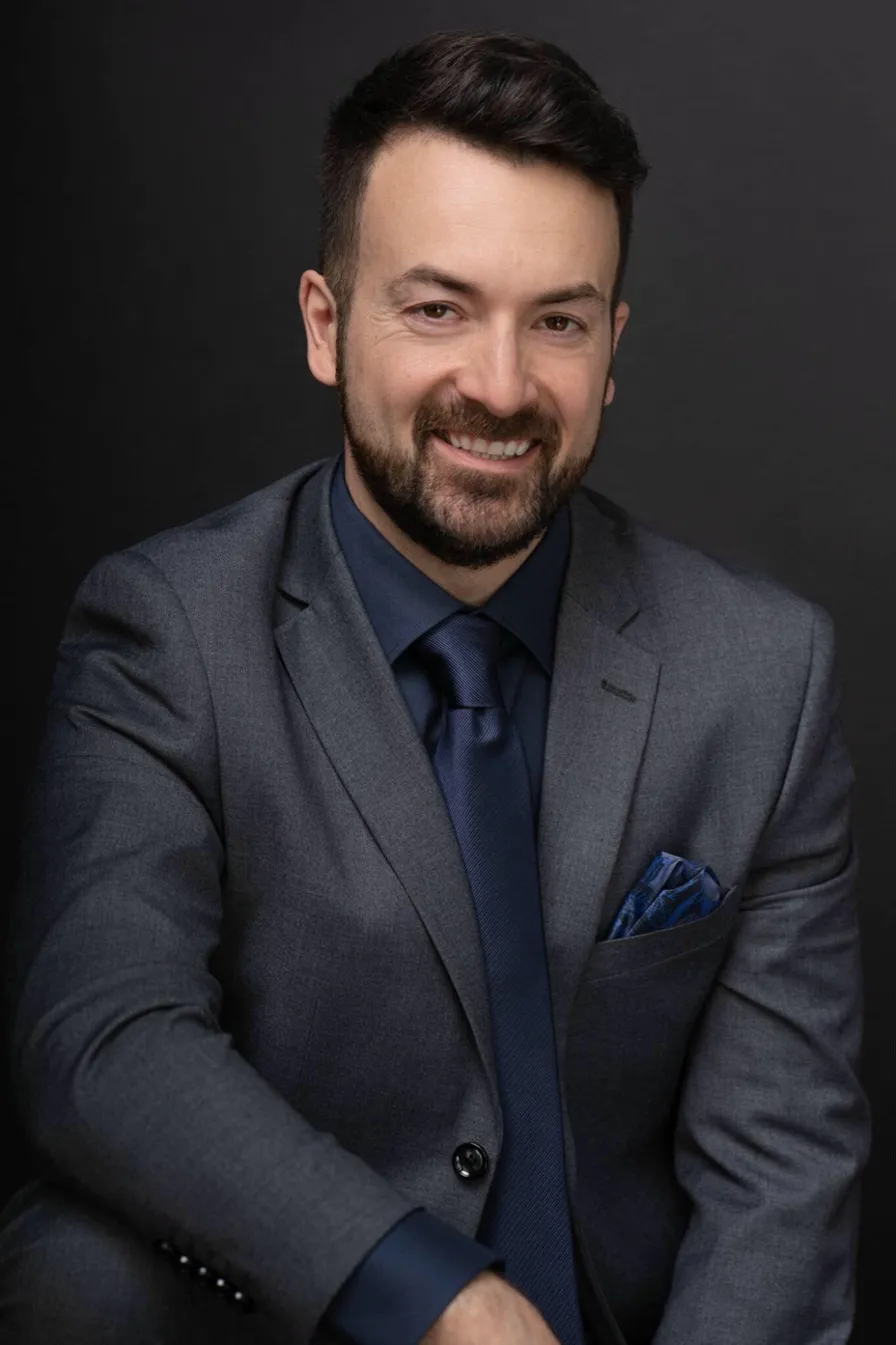 Rémi Will Nicolas - Célébrant de mariage professionnel